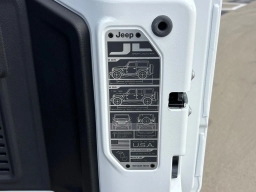 Jeep Wrangler Willys 4 Door 4x4 2026