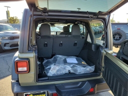 Jeep Wrangler Willys 4 Door 4x4 2026