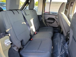 Jeep Wrangler Willys 4 Door 4x4 2026