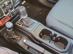 Jeep Wrangler Willys 4 Door 4x4 2026