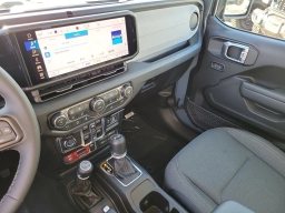 Jeep Wrangler Willys 4 Door 4x4 2026