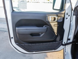 Jeep Wrangler Willys 4 Door 4x4 2026