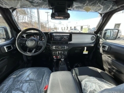 Jeep Wrangler Willys 4 Door 4x4 2026