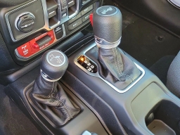 Jeep Wrangler Willys 4 Door 4x4 2026