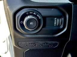 Jeep Wrangler Willys 4 Door 4x4 2026