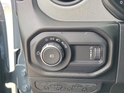 Jeep Wrangler Willys 4 Door 4x4 2026