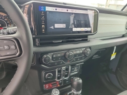 Jeep Wrangler Willys 4 Door 4x4 2026