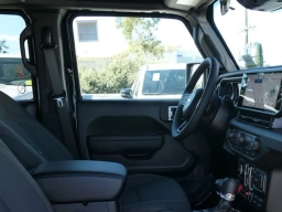 Jeep Wrangler Willys 4 Door 4x4 2026