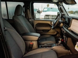 Jeep Wrangler Willys 4 Door 4x4 2026