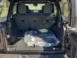 Jeep Wrangler Willys 4 Door 4x4 2026