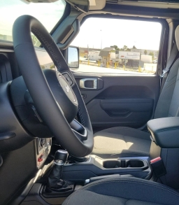 Jeep Wrangler Willys 4 Door 4x4 2026