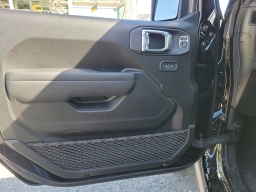 Jeep Wrangler Willys 4 Door 4x4 2026