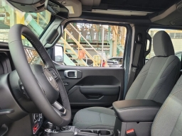 Jeep Wrangler Willys 4 Door 4x4 2026