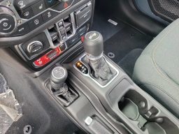 Jeep Wrangler Willys 4 Door 4x4 2026