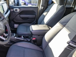 Jeep Wrangler Willys 4 Door 4x4 2026