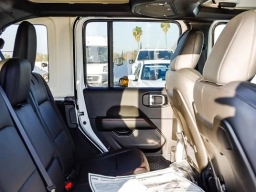 Jeep Wrangler Rubicon 4 Door 4x4 2026