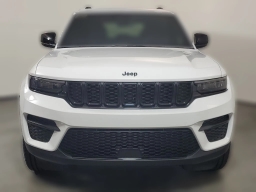 Jeep Grand Cherokee Altitude X 4x2 2025