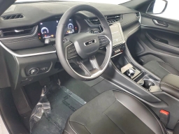 Jeep Grand Cherokee Altitude X 4x2 2025