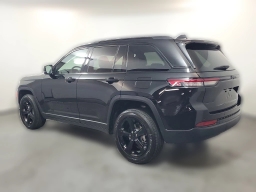 Jeep Grand Cherokee Altitude X 4x2 2025