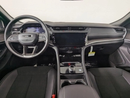 Jeep Grand Cherokee Laredo Altitude 4x2 2026