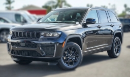 Jeep Grand Cherokee Laredo Altitude 4x2 2026