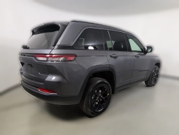 Jeep Grand Cherokee Laredo Altitude 4x2 2026