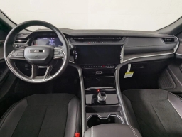 Jeep Grand Cherokee Laredo Altitude 4x2 2026