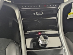 Jeep Grand Cherokee Laredo Altitude 4x2 2026