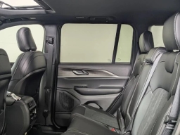 Jeep Grand Cherokee Laredo Altitude 4x2 2026