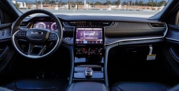 Jeep Grand Cherokee Limited 4x2 2025