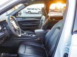 Jeep Grand Cherokee Limited 4x2 2025