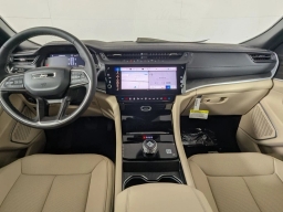 Jeep Grand Cherokee Limited 4x2 2026