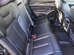 Jeep Grand Cherokee Limited 4x2 2026