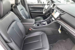 Jeep Grand Cherokee Limited 4x2 2026