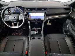 Jeep Grand Cherokee Limited 4x2 2026