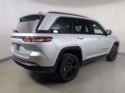 Jeep Grand Cherokee Limited 4x2 2026