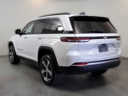 Jeep Grand Cherokee Limited 4x2 2026