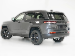 Jeep Grand Cherokee Altitude X 4x4 2025