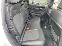 Jeep Grand Cherokee Altitude X 4x4 2025