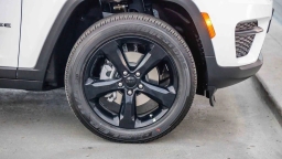 Jeep Grand Cherokee Altitude X 4x4 2025