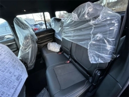 Jeep Grand Cherokee Laredo Altitude 4x4 2026