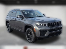 Jeep Grand Cherokee Laredo Altitude 4x4 2026