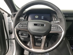 Jeep Grand Cherokee Laredo Altitude 4x4 2026