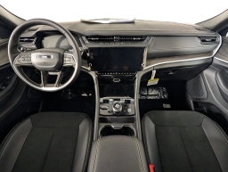 Jeep Grand Cherokee Laredo Altitude 4x4 2026