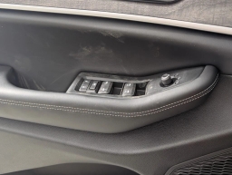 Jeep Grand Cherokee Laredo Altitude 4x4 2026