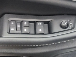 Jeep Grand Cherokee Laredo Altitude 4x4 2026