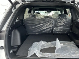 Jeep Grand Cherokee Laredo Altitude 4x4 2026