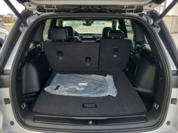 Jeep Grand Cherokee Limited 4x4 2026