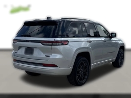 Jeep Grand Cherokee Summit 4x4 2026