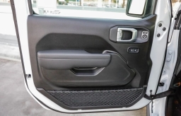 Jeep Wrangler Willys 4 Door 4x4 2026